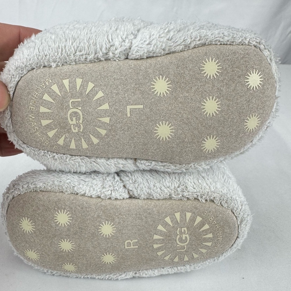 UGG Baby Bixbee Bootie in White - Picture 7 of 8